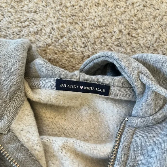 Brandy Melville Sweatshirt Bundle - Picture 3 of 11